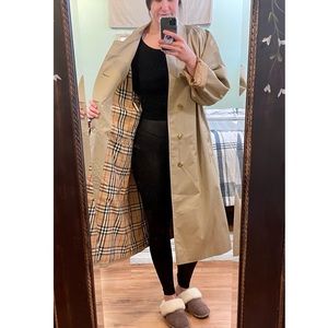 90s Vintage Burberrys Men’s Beige Trench Coat